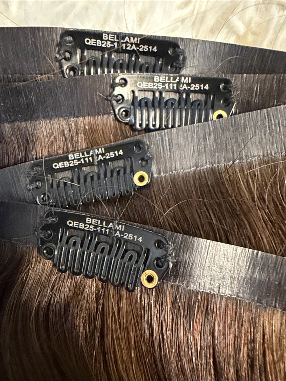 BELLAMI SILK SEAM 20 in Dark Honey Cocoa Highlight Human Hair Clip In Extensions